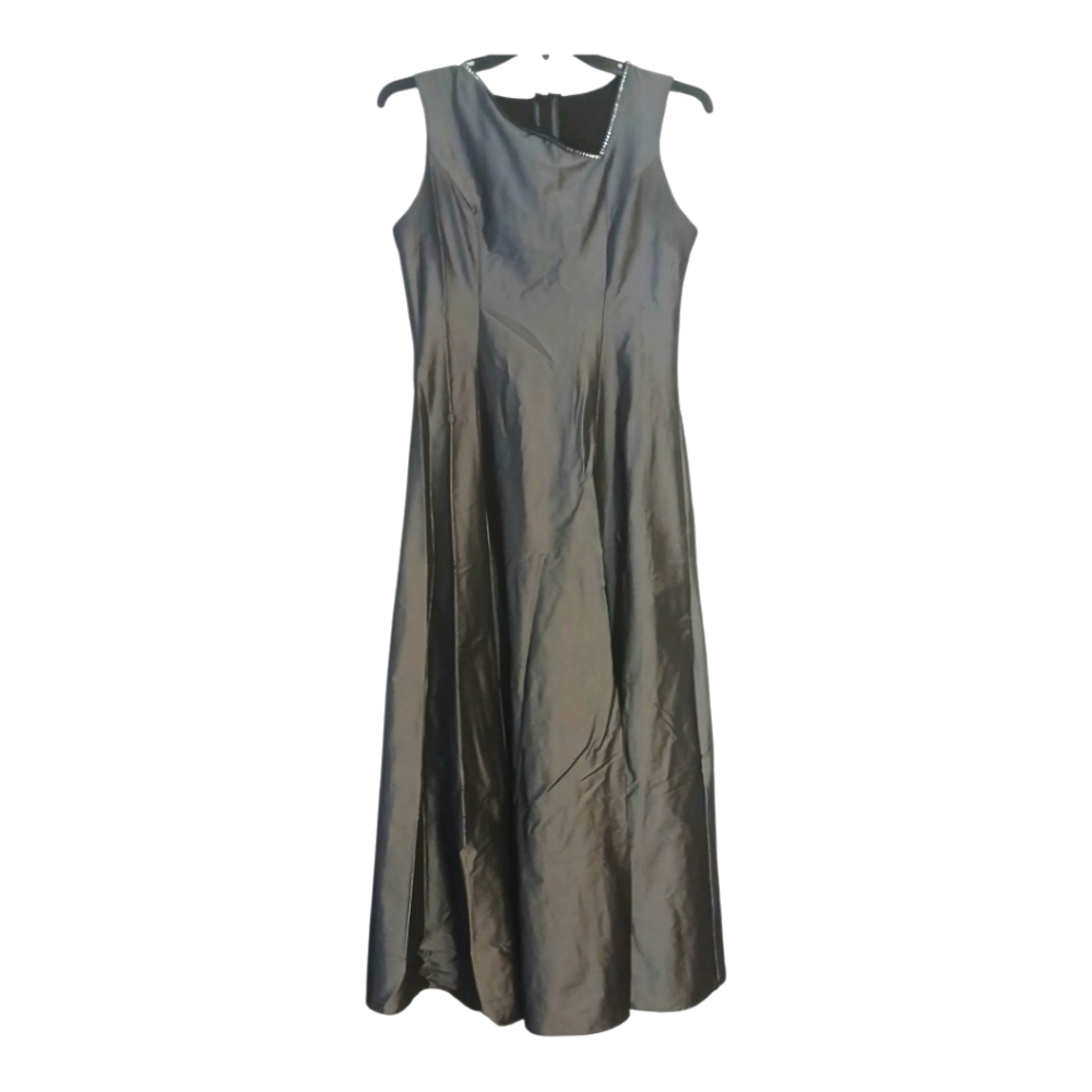 Rivars Elegant Formal Black Sleeveless Dress